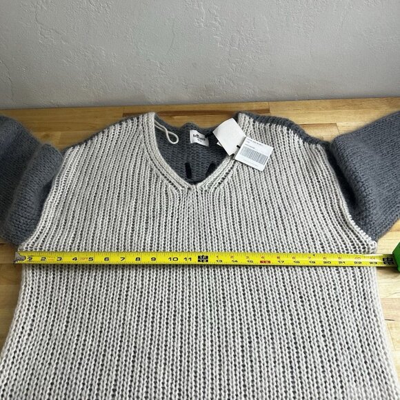 Me369 Brooklyn Natural Sweater Embroidered "Good Vibes" Wool Mohair Size XS/S - Picture 10 of 11